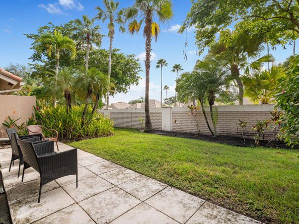 302 Sabal Palm Lane, Palm Beach Gardens FL 33418