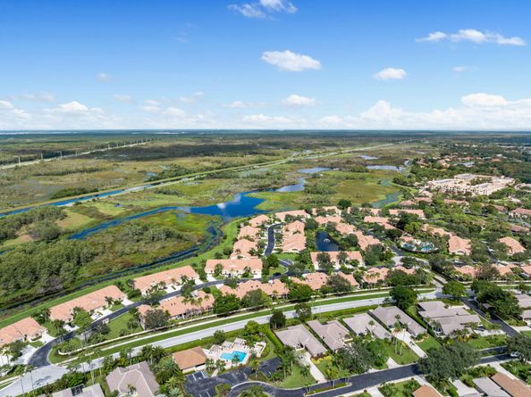 302 Sabal Palm Lane, Palm Beach Gardens FL 33418