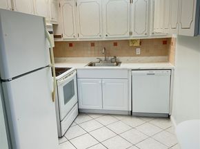 66 Windsor D D, West Palm Beach FL 33417