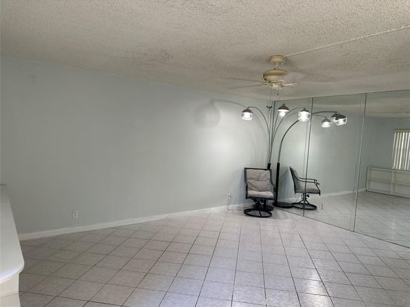 66 Windsor D D, West Palm Beach FL 33417