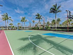 7053 Edison Place, Palm Beach Gardens FL 33418