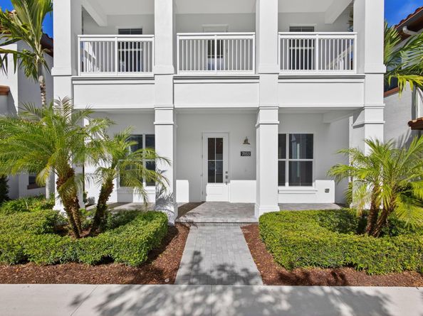 7053 Edison Place, Palm Beach Gardens FL 33418