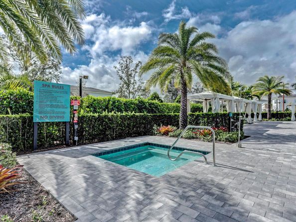 7053 Edison Place, Palm Beach Gardens FL 33418