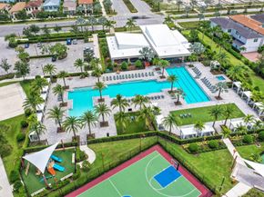 7053 Edison Place, Palm Beach Gardens FL 33418