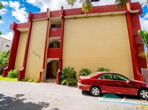 4265 NW South Tamiami Canal Dr 1104, Miami FL 33126
