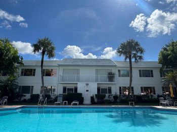 400 S Cypress Road