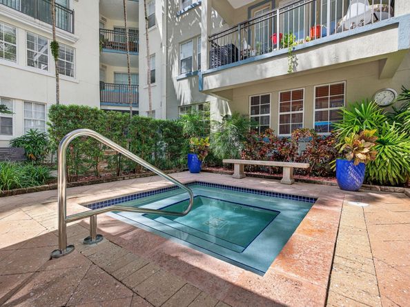 533 NE 3rd Ave 531, Fort Lauderdale FL 33301