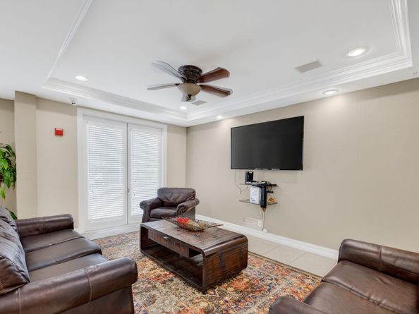 533 NE 3rd Ave 531, Fort Lauderdale FL 33301
