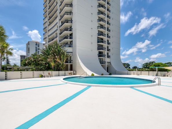 2000 Presidential Way 303, West Palm Beach FL 33401
