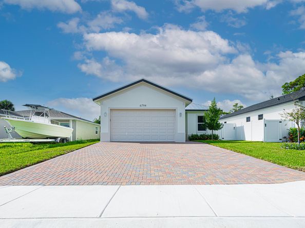 6794 3rd Street, Jupiter FL 33458