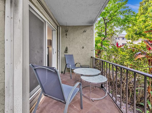 3002 NE 5th Ter 110B, Fort Lauderdale FL 33334