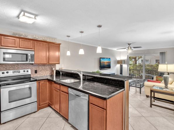 3002 NE 5th Ter 110B, Fort Lauderdale FL 33334