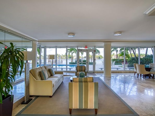 215 N Birch Road 5b, Fort Lauderdale FL 33304