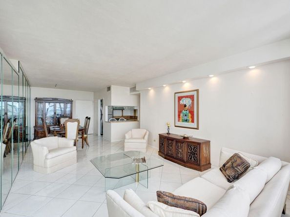 7441 Wayne Ave 10C, Miami Beach FL 33141