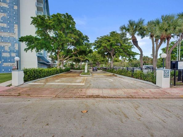 7441 Wayne Ave 10C, Miami Beach FL 33141