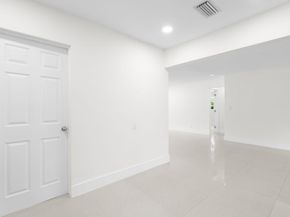 3262 Pierce St, Hollywood FL 33021