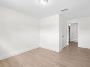 3262 Pierce St, Hollywood FL 33021