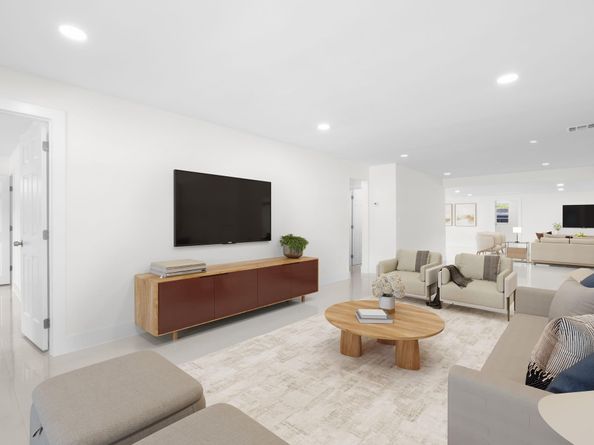 3262 Pierce St, Hollywood FL 33021