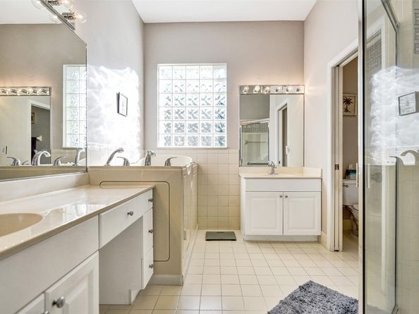 7992 Rockford Rd, Boynton Beach FL 33472