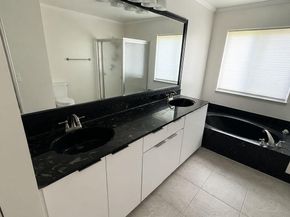 6165 NW 77th Place, Parkland FL 33067