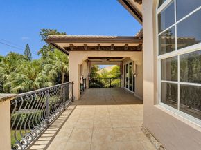 1212 E Lake Drive, Fort Lauderdale FL 33316
