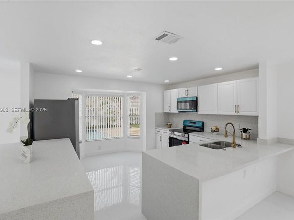 13209 NW 12th Court, Sunrise FL 33323