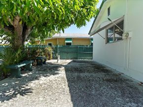215 N M Street, Lake Worth Beach FL 33460