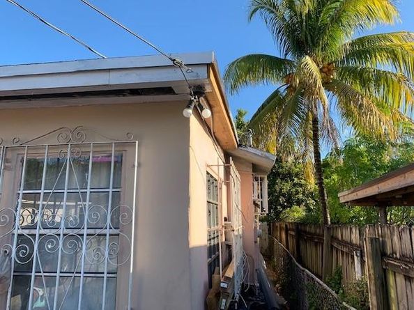 1850 NW 35th Street, Miami FL 33142