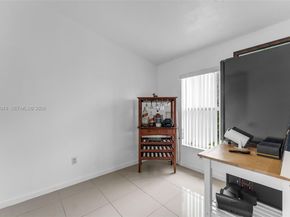 11506 SW 124th Place 11506, Miami FL 33186