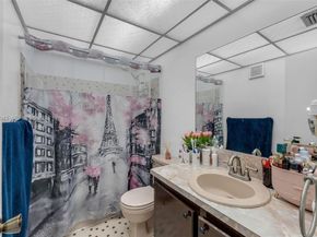 11506 SW 124th Place 11506, Miami FL 33186