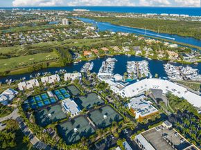 127 Quayside Drive, Jupiter FL 33477