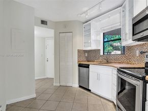 6655 W Broward Boulevard 309, Plantation FL 33317