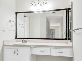 6655 W Broward Boulevard 309, Plantation FL 33317
