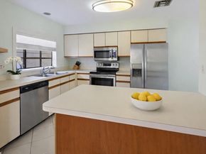 124 Chelsea Lane S, Plantation FL 33324