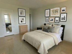 1881 Middle River Drive 704, Fort Lauderdale FL 33305