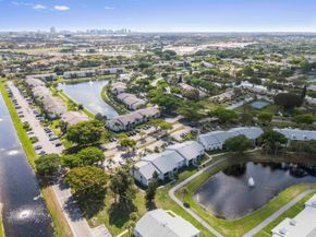 1013 Green Pine Boulevard D1, West Palm Beach FL 33409