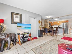 1013 Green Pine Boulevard D1, West Palm Beach FL 33409