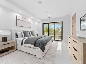 24 Fiesta Way, Fort Lauderdale FL 33301