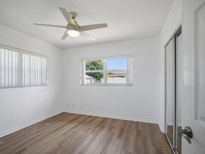 4630 NE 3rd Terrace, Oakland Park FL 33334
