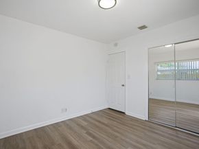 4630 NE 3rd Terrace, Oakland Park FL 33334