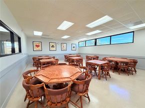 8581 NW 17th Street, Plantation FL 33322