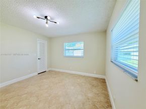 8581 NW 17th Street, Plantation FL 33322