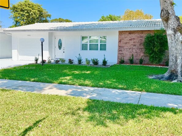 8581 NW 17th Street, Plantation FL 33322