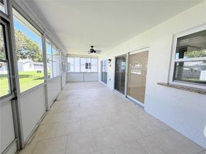 8581 NW 17th Street, Plantation FL 33322