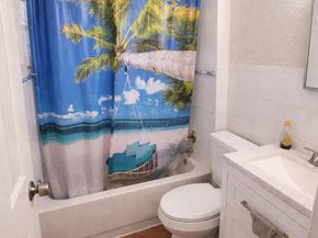 2330 NE 1st Avenue, Pompano Beach FL 33060