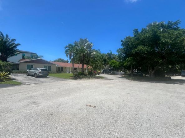 2081 Joy Rene Lane, North Palm Beach FL 33408