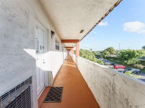Undisclosed Address #A11939969, Pembroke Pines FL 33025