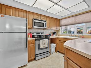 5580 Tamberlane Circle 133, Palm Beach Gardens FL 33418