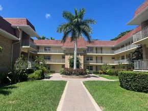 5580 Tamberlane Circle 133, Palm Beach Gardens FL 33418