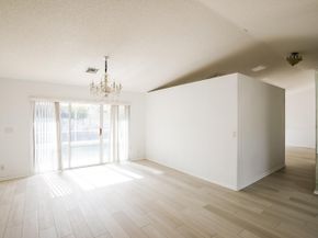 5491 NW 40th Terrace, Coconut Creek FL 33073